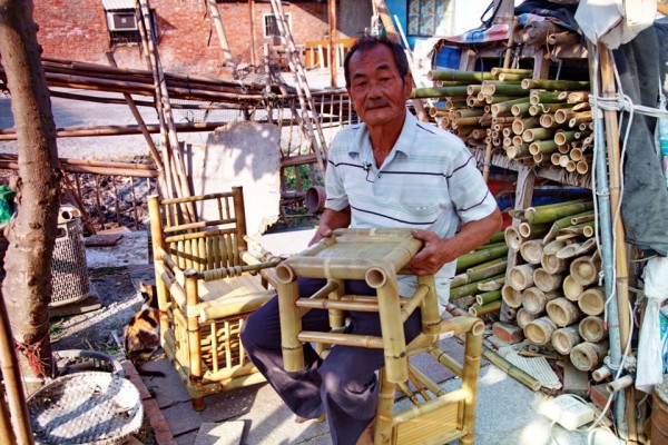 水林鄉竹椅師王瑞琳  融合創新與古法竹編子母椅