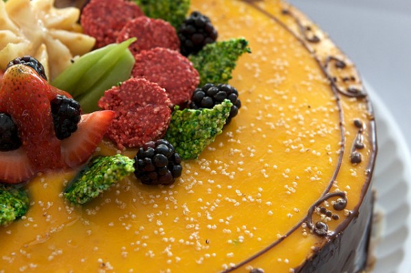 政府規範漏洞百出 香料天然與否難辨視