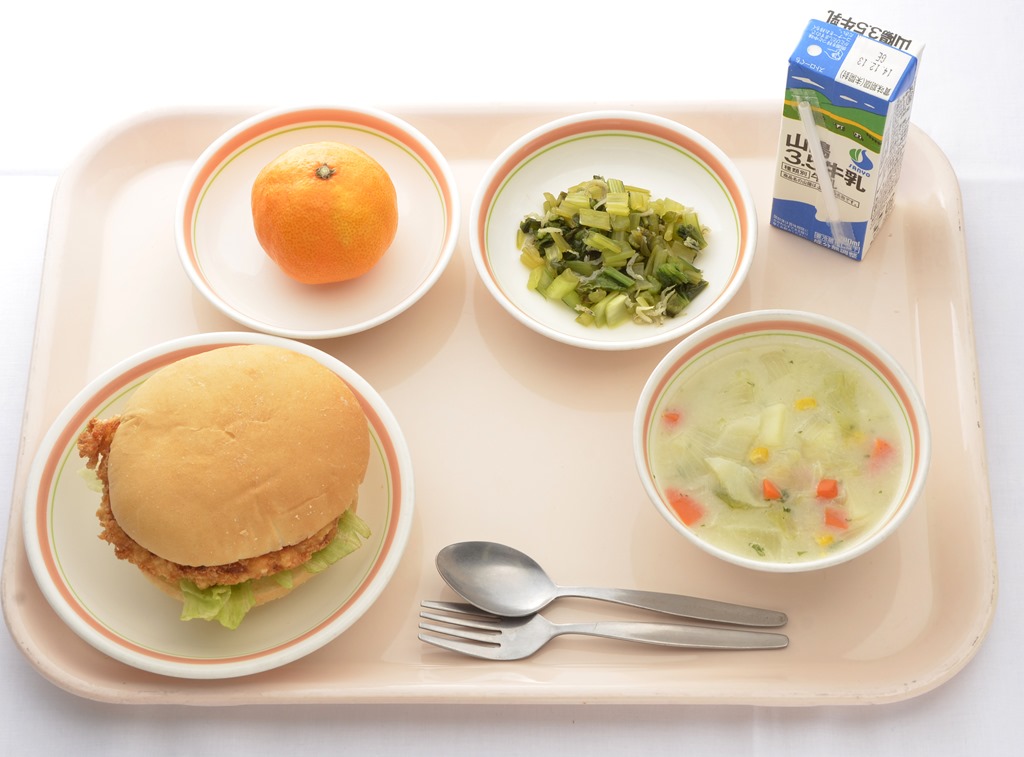 【日本比赛】营养午餐系列(5)小学报名也通信?阳山营养午餐无锡图片