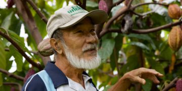 邱銘松是屏東檳榔轉種可可的先驅(攝影/Foodbank)