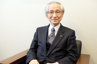 校長岸康彥(已卸任) 校長岸康彥(已卸任)