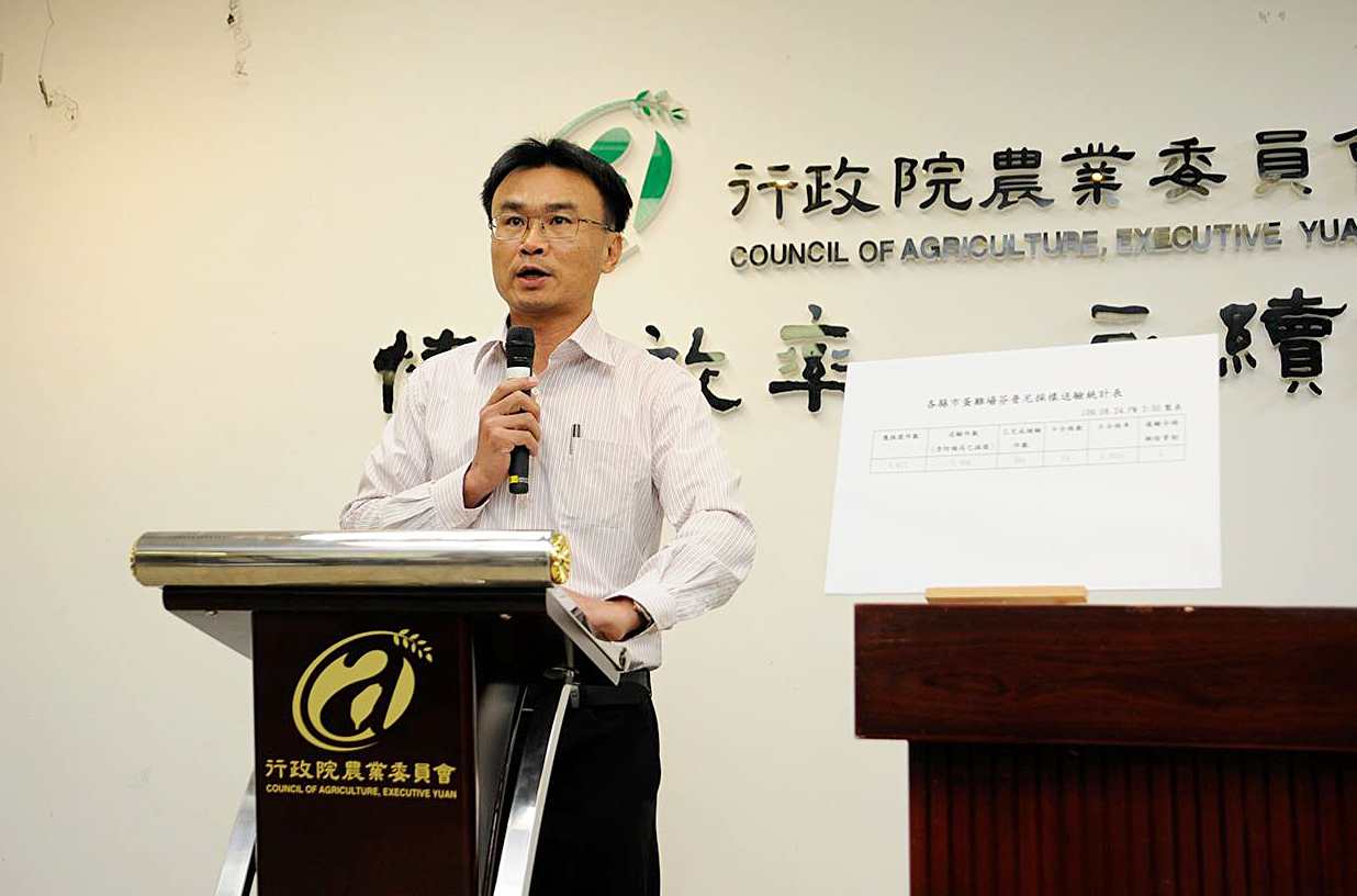 農委會副主委陳吉仲說明檢驗情形(照片提供/農委會)