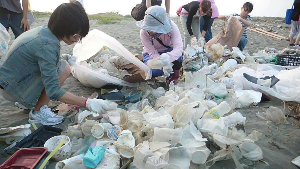 台灣進口廢料創新高 是世界垃圾場或循環經濟 環保署 產業用料需求高 將修法加強品質管制 上下游news Market