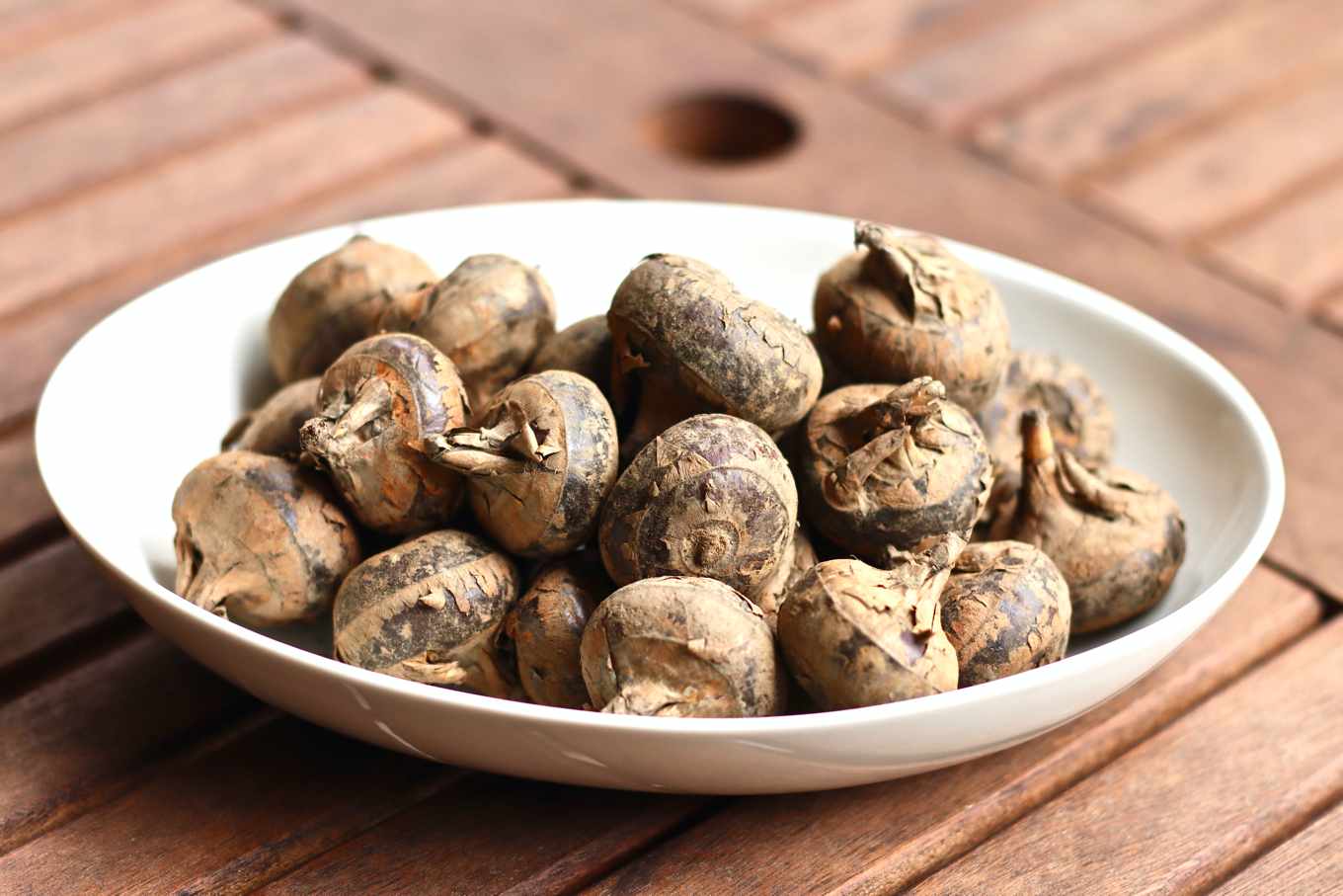 吃過獅子頭沒見過荸薺本人？正港台灣荸薺香甜稀少，荸薺農奇缺無比| 上下游新聞