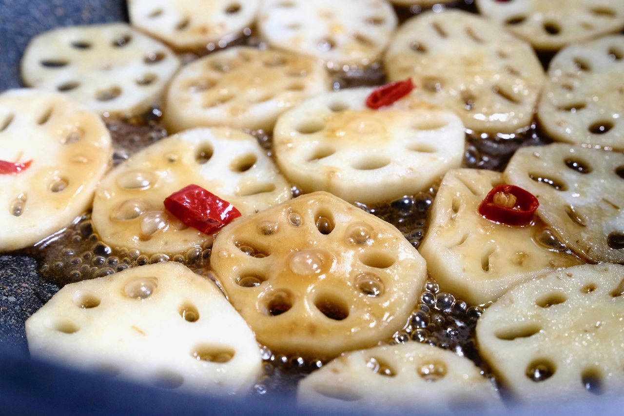 100+ 图片 蓮藕 新的 21 蓮藕料理】日劇的「金平蓮藕」怎麼做?主廚傳授「藕」伊系家常菜,漬物、煮湯皆美味| 上下游