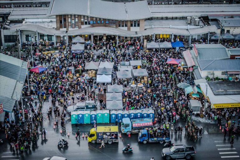 花蓮光復的志工(攝影/劉振祥)