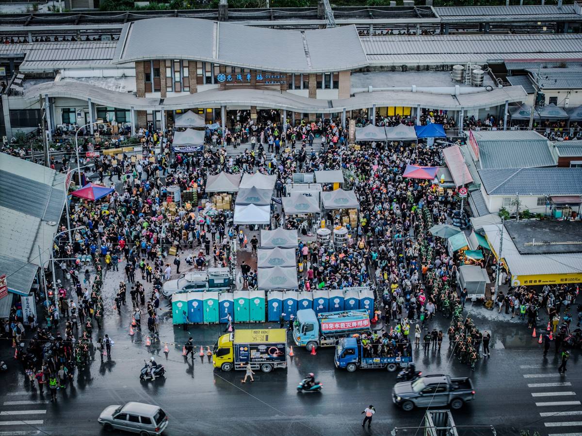 花蓮光復的志工(攝影/劉振祥)