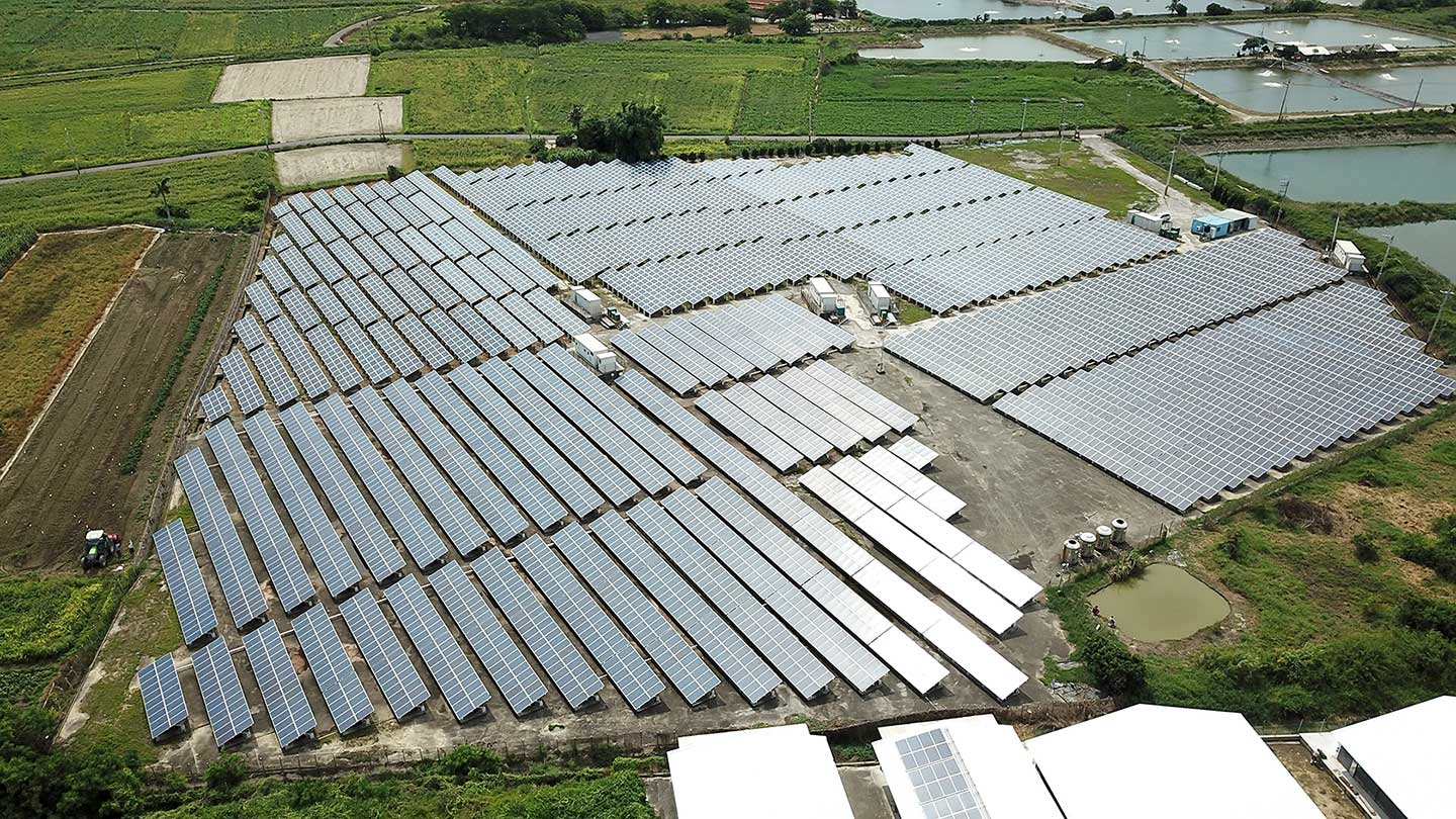 Re: [新聞] 鐵軌中間別浪費，瑞士新創公司想在上面鋪太陽能發電